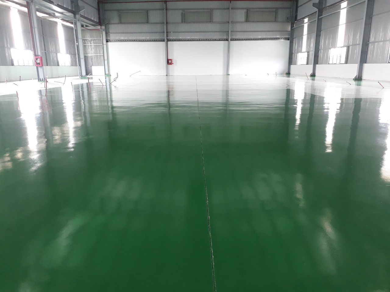 SƠN EPOXY TỰ SAN PHẲNG