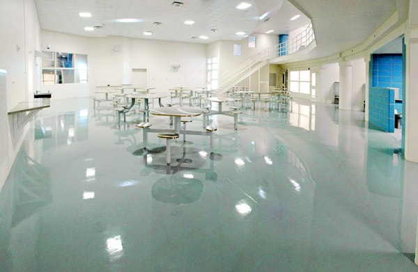 Sơn sàn epoxy giá rẻ chất lượng