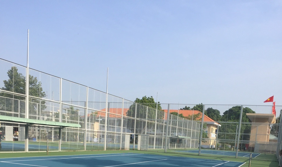 THI CÔNG SÂN TENNIS TIÊU CHUẨN 