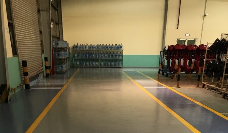 Thi công Sơn EpoxySơn epoxy kẻ vạch , đường line nhà xưởng